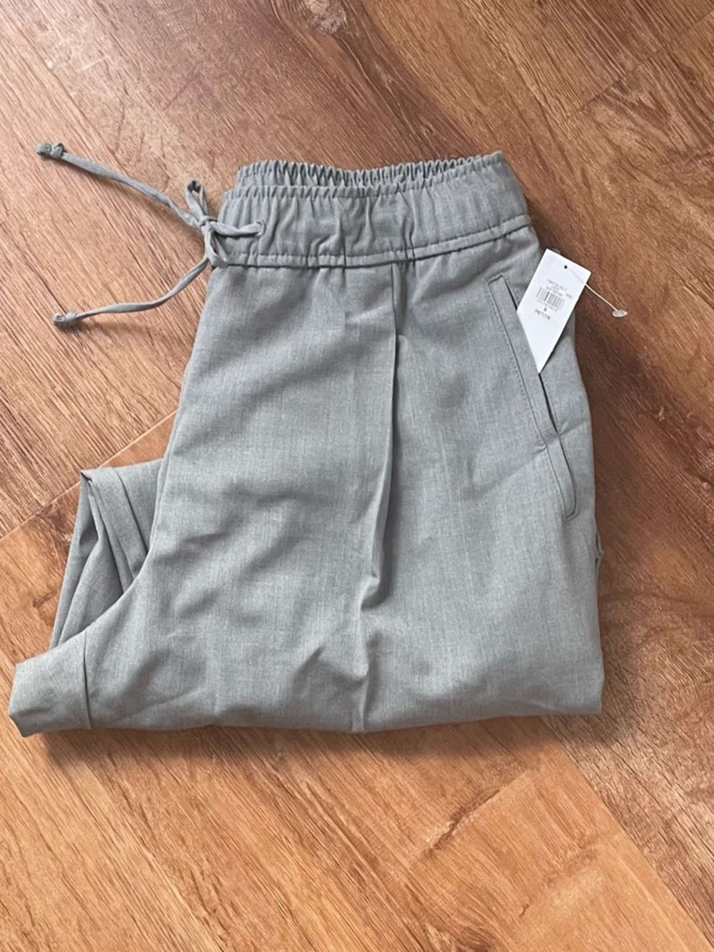 High-Waisted Billie Straight Ankle Trousers! - Picture 10 of 11
